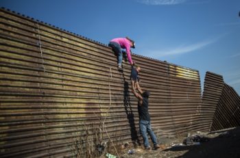 Pedro Pardo y Yael Martínez representarán a México en el World Press Photo 2019 con fotografías finalistas a dos categorías.