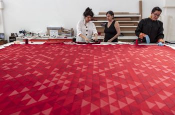 Un tapiz de Anni Albers, maestra de la Bauhus, que se creía perdido desde hace 30 años apareció en el Hotel Camino Real de la CDMX.